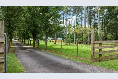 8669 Davis Street, Braselton, GA 30517 - Photo 37