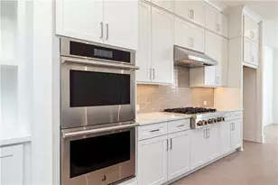 2054 Lanier Grv, Alpharetta, GA 30009 - Photo 11