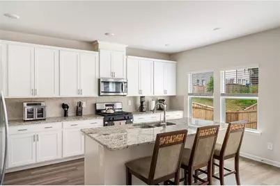 7767 Richmond Trail, Fairburn, GA 30213 - Photo 11