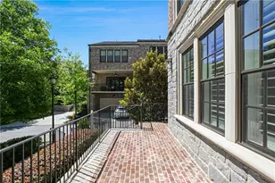 230 Devin Pl N E, Atlanta, GA 30305 - Photo 5