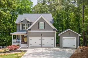 46 Longview Dr, Dawsonville, GA 30534 - Photo 1