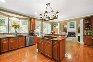 507 Streamwood Ivy Trail, Suwanee, GA 30024 - Photo 13