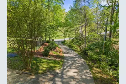 725 Nix Drive, Gainesville, GA 30501 - Photo 5
