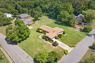 1738 Rivermist Dr, Lilburn, GA 30047 - Photo 3