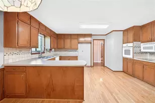 1738 Rivermist Dr, Lilburn, GA 30047 - Photo 23