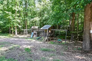 4649 Montauk Rd SW, Lilburn, GA 30047 - Photo 41