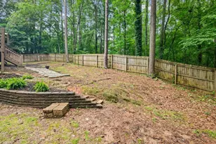 325 Presidential Dr, Dallas, GA 30157 - Photo 27
