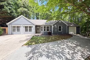 1121 Canvas Back Dr, Woodstock, GA 30189 - Photo 1