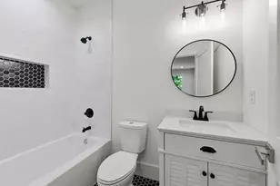 17 Lakeview Dr NE, Atlanta, GA 30317 - Photo 27