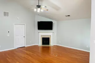 2335 Gateview Ct, Cumming, GA 30040 - Photo 3
