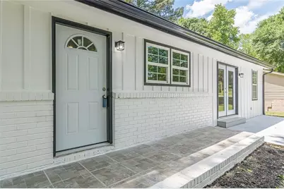 8591 Chestnut Lane, Lithia Springs, GA 30122 - Photo 11