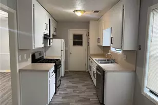 290 W Junction Ct NW, Kennesaw, GA 30144 - Photo 5