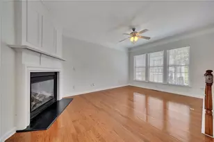 221 Balaban Cir, Woodstock, GA 30188 - Photo 5