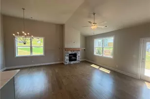 352 Lakeside Ct, Canton, GA 30114 - Photo 7