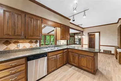 1260 Northcliff Trace, Roswell, GA 30076 - Photo 5