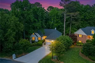 1190 St Ives Ct, Suwanee, GA 30024 - Photo 3