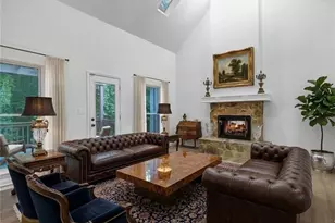 1190 St Ives Ct, Suwanee, GA 30024 - Photo 3