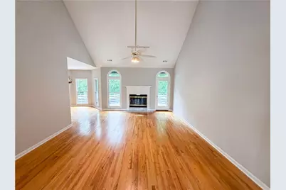 15 Navaho Lane, Sharpsburg, GA 30277 - Photo 5