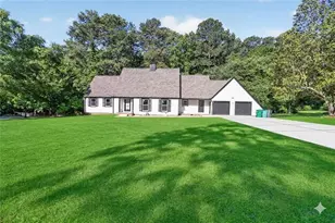2223 Angela Dr SW, Lilburn, GA 30047 - Photo 21