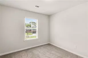 105 McEntyre Ct, Calhoun, GA 30701 - Photo 15