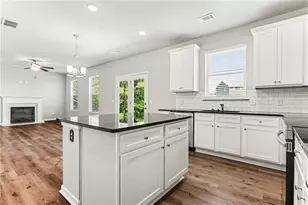 105 McEntyre Ct, Calhoun, GA 30701 - Photo 11