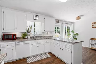 102 Hearthstone Dr, Woodstock, GA 30189 - Photo 11