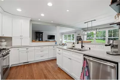 2484 Marguerite Place NE, Marietta, GA 30068 - Photo 13