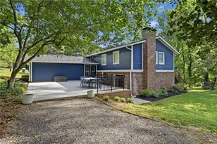 2484 Marguerite Pl N E, Marietta, GA 30068 - Photo 47