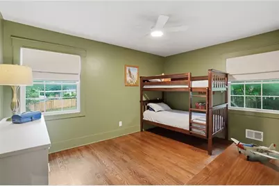 2484 Marguerite Place NE, Marietta, GA 30068 - Photo 23