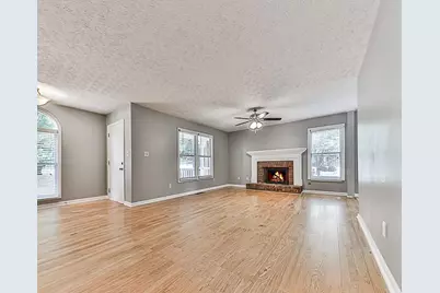 211 Mill Pointe Drive, Dallas, GA 30157 - Photo 3