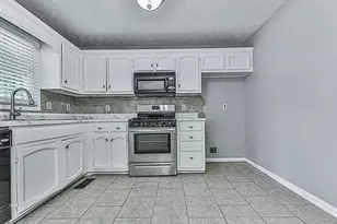 211 Mill Pointe Dr, Dallas, GA 30157 - Photo 11