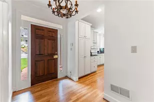 2190 Stephen Long Dr NE, Atlanta, GA 30305 - Photo 5