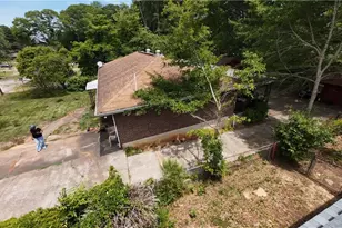 339 Windemere Way, Jonesboro, GA 30238 - Photo 3