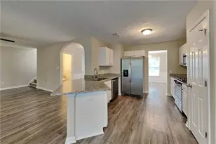 1007 Elsberry Dr, Woodstock, GA 30189 - Photo 5