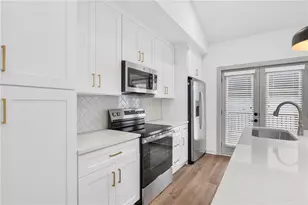 122 Hilltop Dr SW, Atlanta, GA 30315 - Photo 9