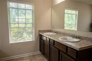 3922 Makeover Ct, Atlanta, GA 30349 - Photo 33