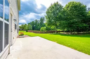 8405 Friarbridge Dr, Suwanee, GA 30024 - Photo 19