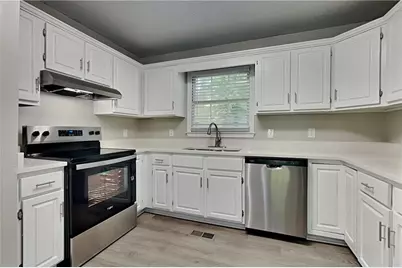 2994 Brooks Drive, Snellville, GA 30078 - Photo 5