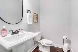 5180 Parkwood Dr, Flowery Branch, GA 30542 - Photo 15
