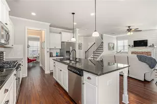 5180 Parkwood Dr, Flowery Branch, GA 30542 - Photo 7