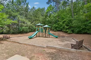 611 La Perla Dr, Buford, GA 30518 - Photo 35
