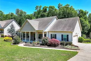 1079 Monticello Dr, Monroe, GA 30655 - Photo 3