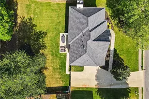 2065 N Bethany Creek Dr, Milton, GA 30004 - Photo 5