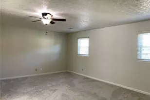 4536 Woodlawn Lake Dr, Marietta, GA 30068 - Photo 25