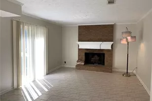 4536 Woodlawn Lake Dr, Marietta, GA 30068 - Photo 17