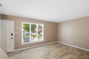 1204 Ashborough Terrace SE, Marietta, GA 30067 - Photo 5