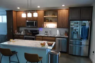 1213 Van Allen Mews NW, Atlanta, GA 30318 - Photo 3