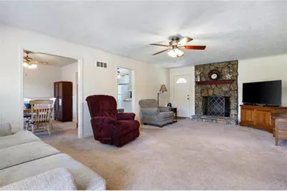 211 Mayflower Drive, Woodstock, GA 30188 - Photo 5