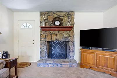 211 Mayflower Drive, Woodstock, GA 30188 - Photo 7