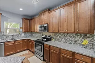 1013 Water Oak Trce, Acworth, GA 30102 - Photo 9